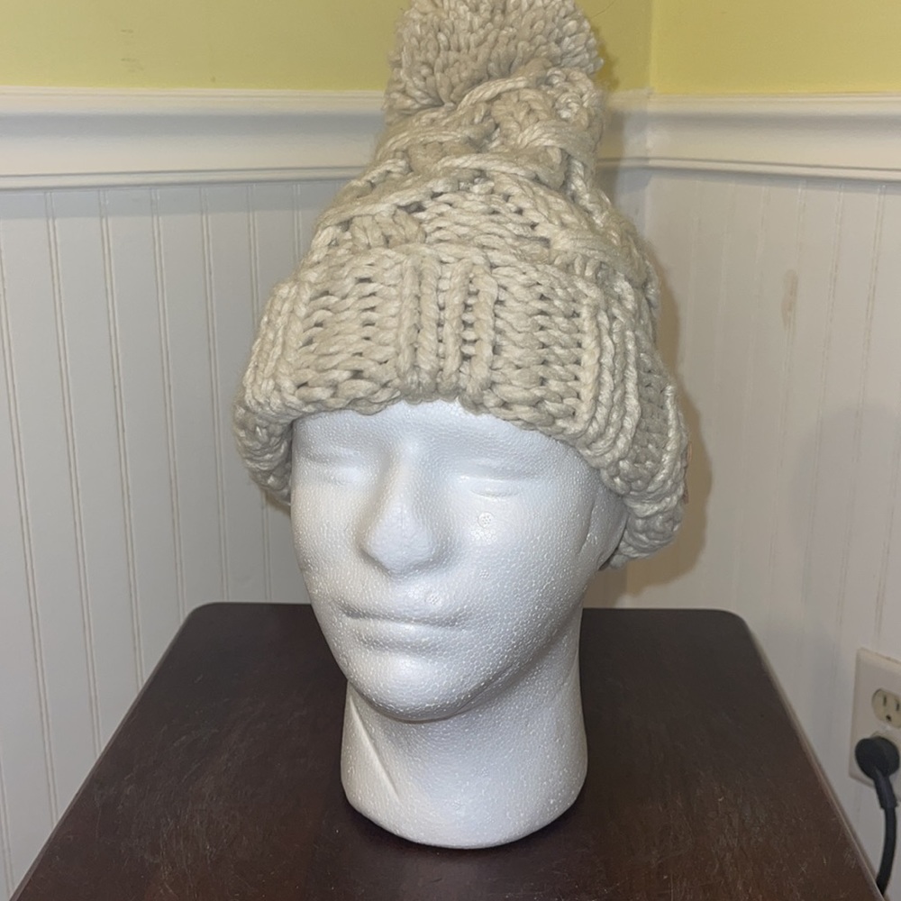 Handmade soft knit hat NWOT. Beige.